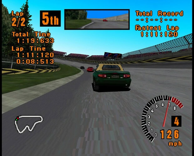 Retrostelussa Gran Turismo – peli, jota pelaamalla oppii oikeasti ajamaan autoa!