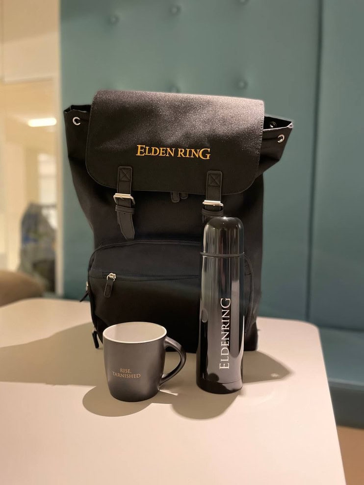 Kisa: Voita himoittu Elden Ring -fanituotepaketti!