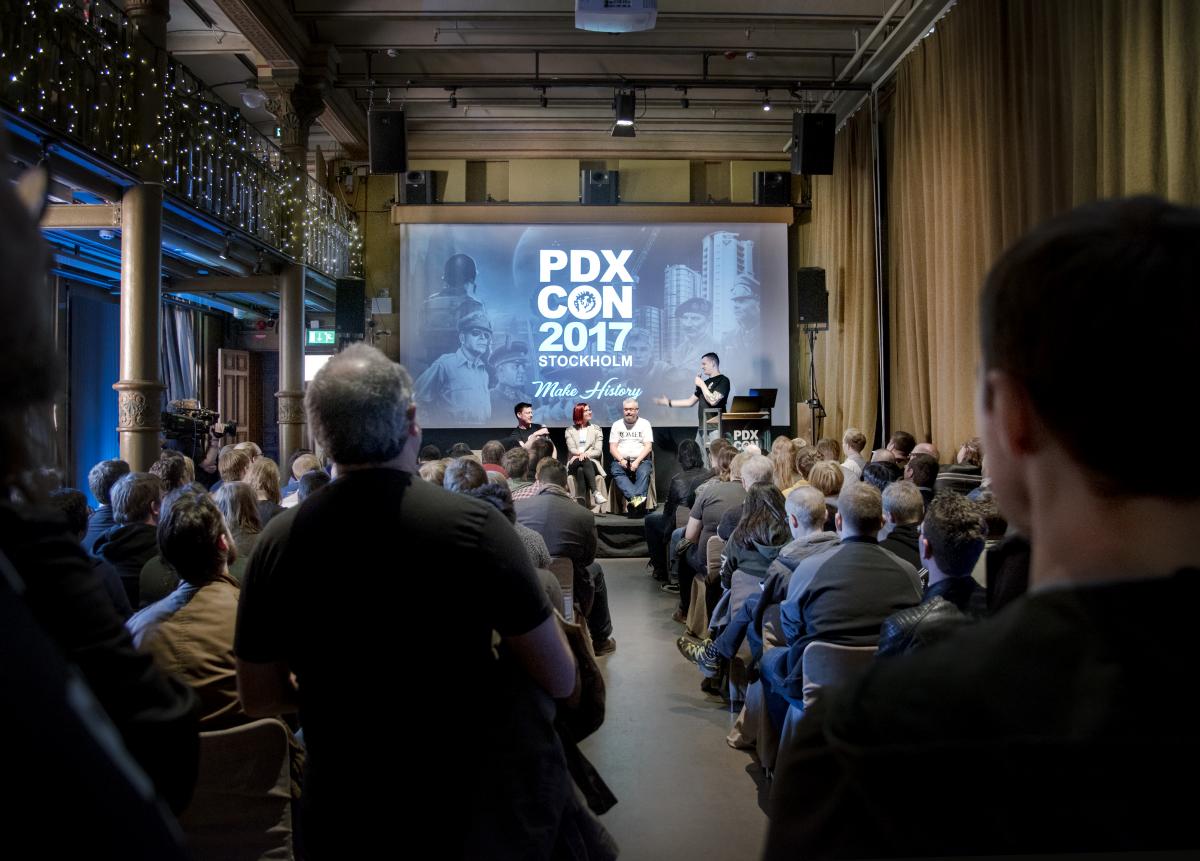 Esitelmät vedettiin täysille saleille. Kuva: Kristina Sahl.