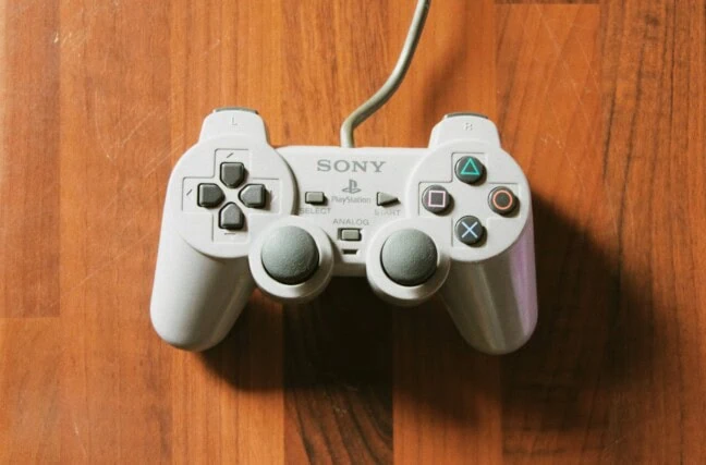 PlayStationin Dual Shock -ohjain