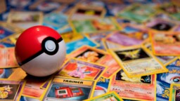 Kaksi veljestä varasti yli 71 000 punnan arvosta Pokémon-kortteja – pakoyritys epäonnistui pakettiauton hajottua